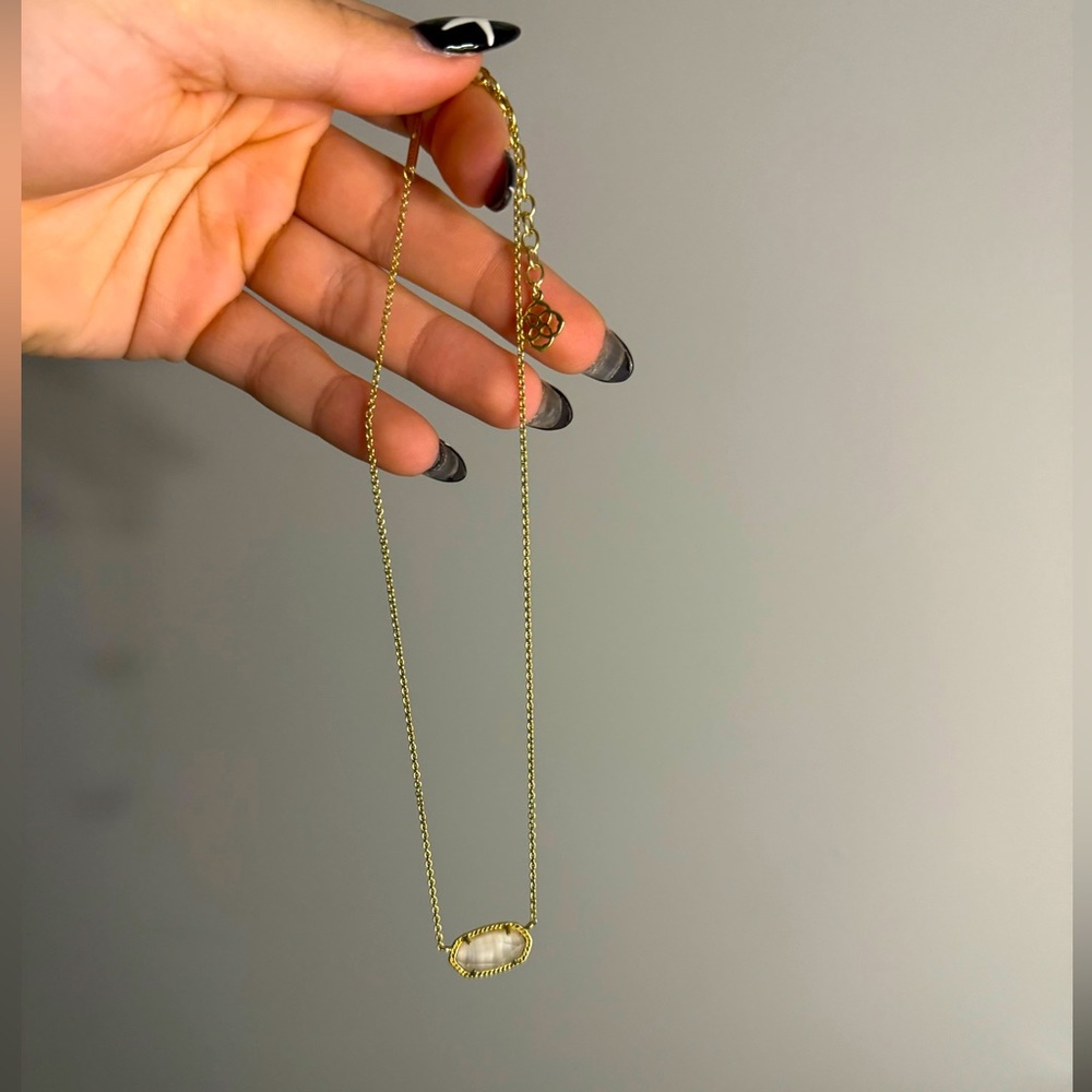 Kendra Scott Necklace